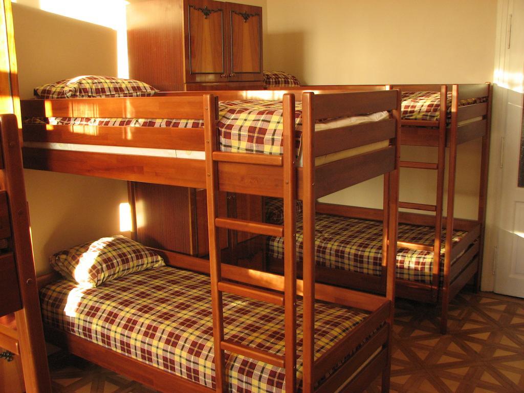 Voyager Hostel Lemberg Zimmer foto