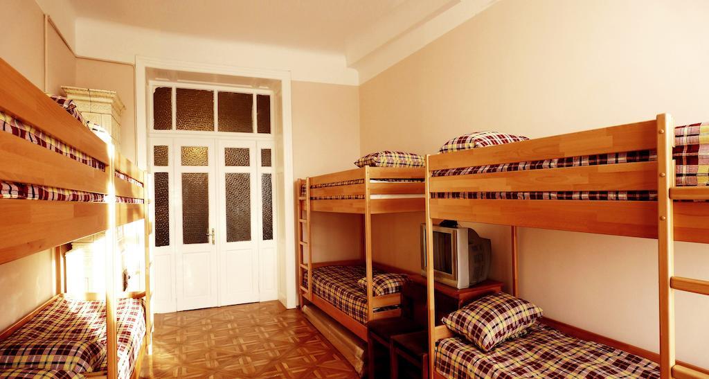 Voyager Hostel Lemberg Zimmer foto
